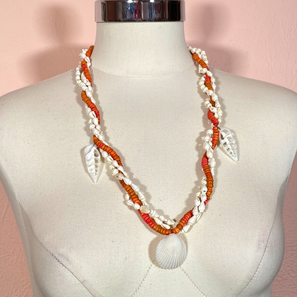 Vintage HAWAIIAN Real SHELL Beach Summer Tropical Mermaid Core Vacation Necklace